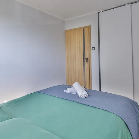 Redlowska Przystan - Plaza, Las, Miasto, Fiesta * Gdynia