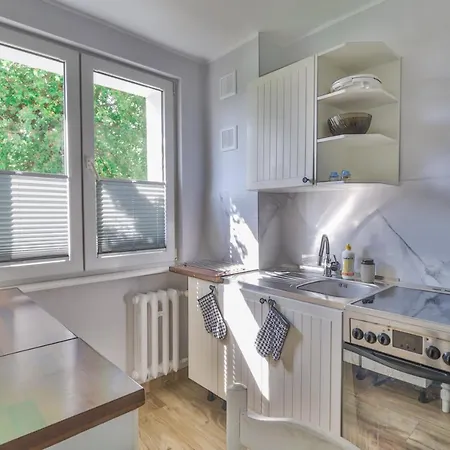 Apartment Redlowska Przystan - Plaza, Las, Miasto, Fiesta