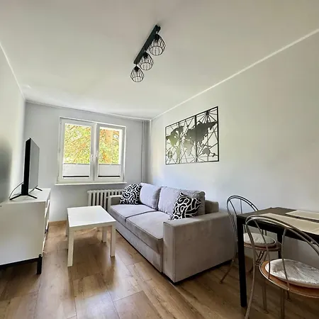 Apartment Redlowska Przystan - Plaza, Las, Miasto, Fiesta Gdynia