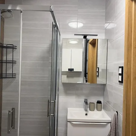 Apartment Redlowska Przystan - Plaza, Las, Miasto, Fiesta Gdynia