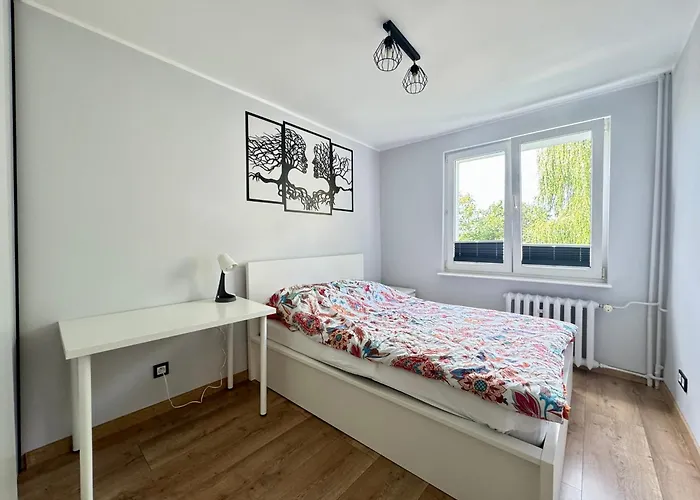 Apartment Redlowska Przystan - Plaza, Las, Miasto, Fiesta