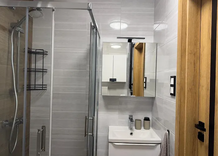 Apartment Redlowska Przystan - Plaza, Las, Miasto, Fiesta Gdynia